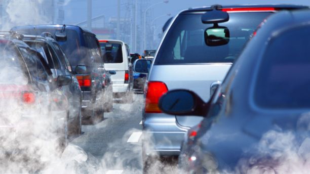 交通中的汽车排放污染